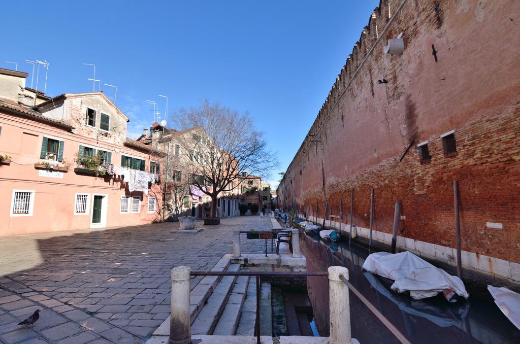 Venice Life Pokoj fotografie